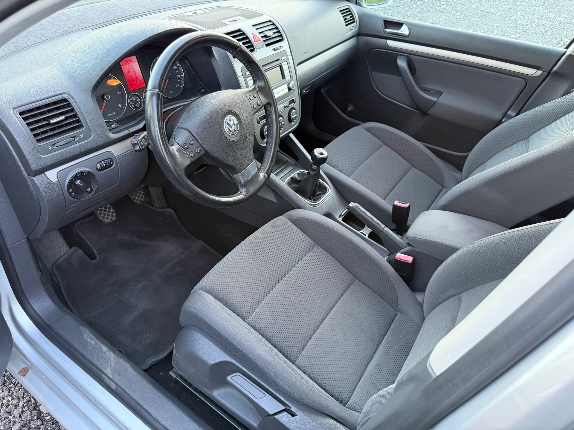 VW Golf 1.9 TDI Comfortline 4Motion-image-13