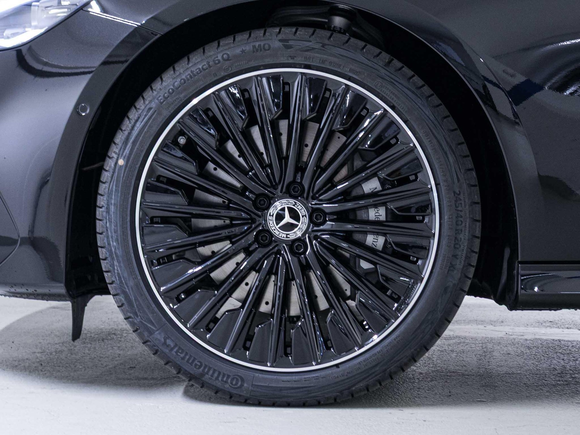 MERCEDES-BENZ E 220 d 4MATIC T-Modell "Swiss Star"-image-13