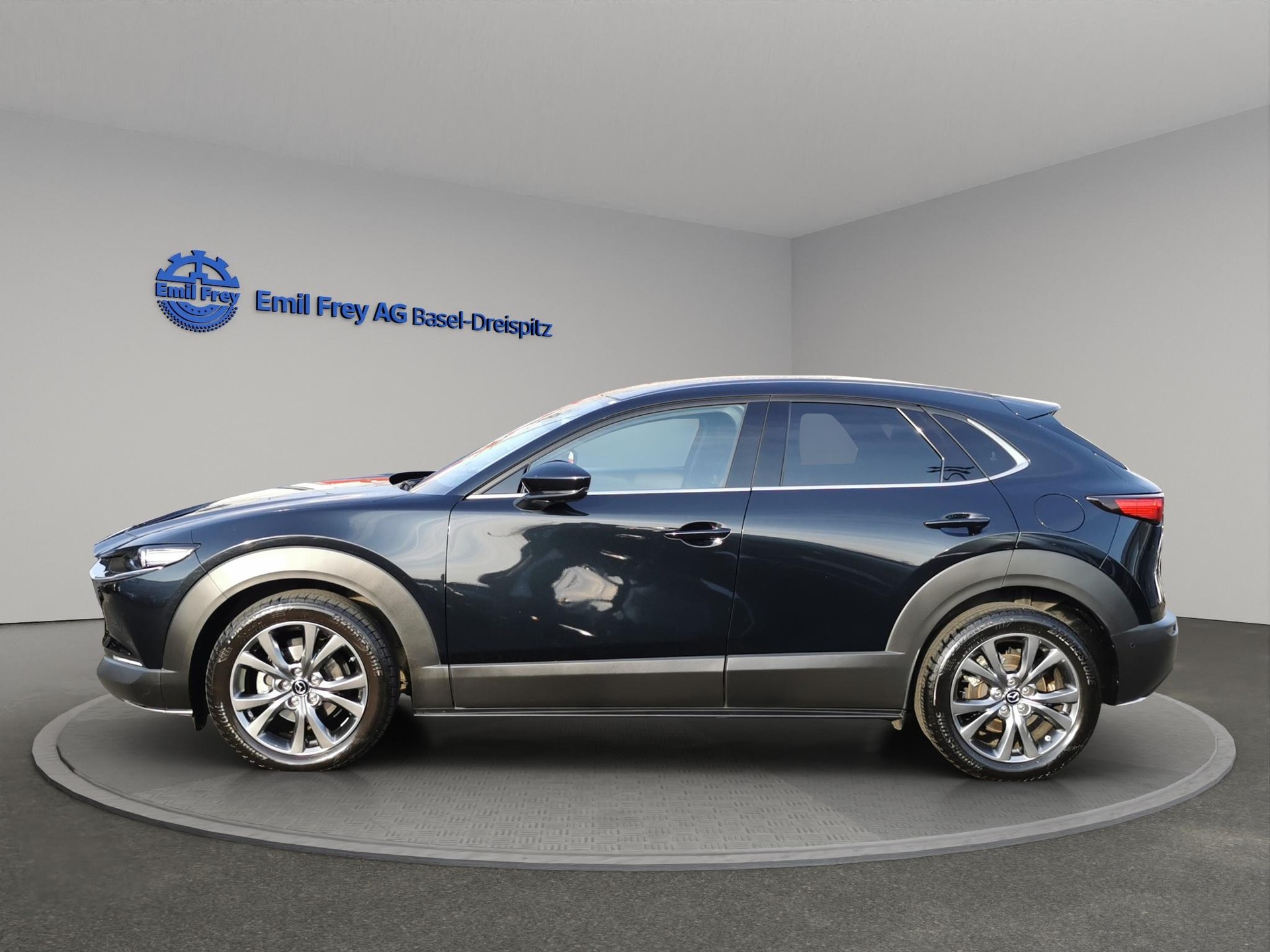 MAZDA CX-30 2.0 180 Revolution AWD-showroom-element-2