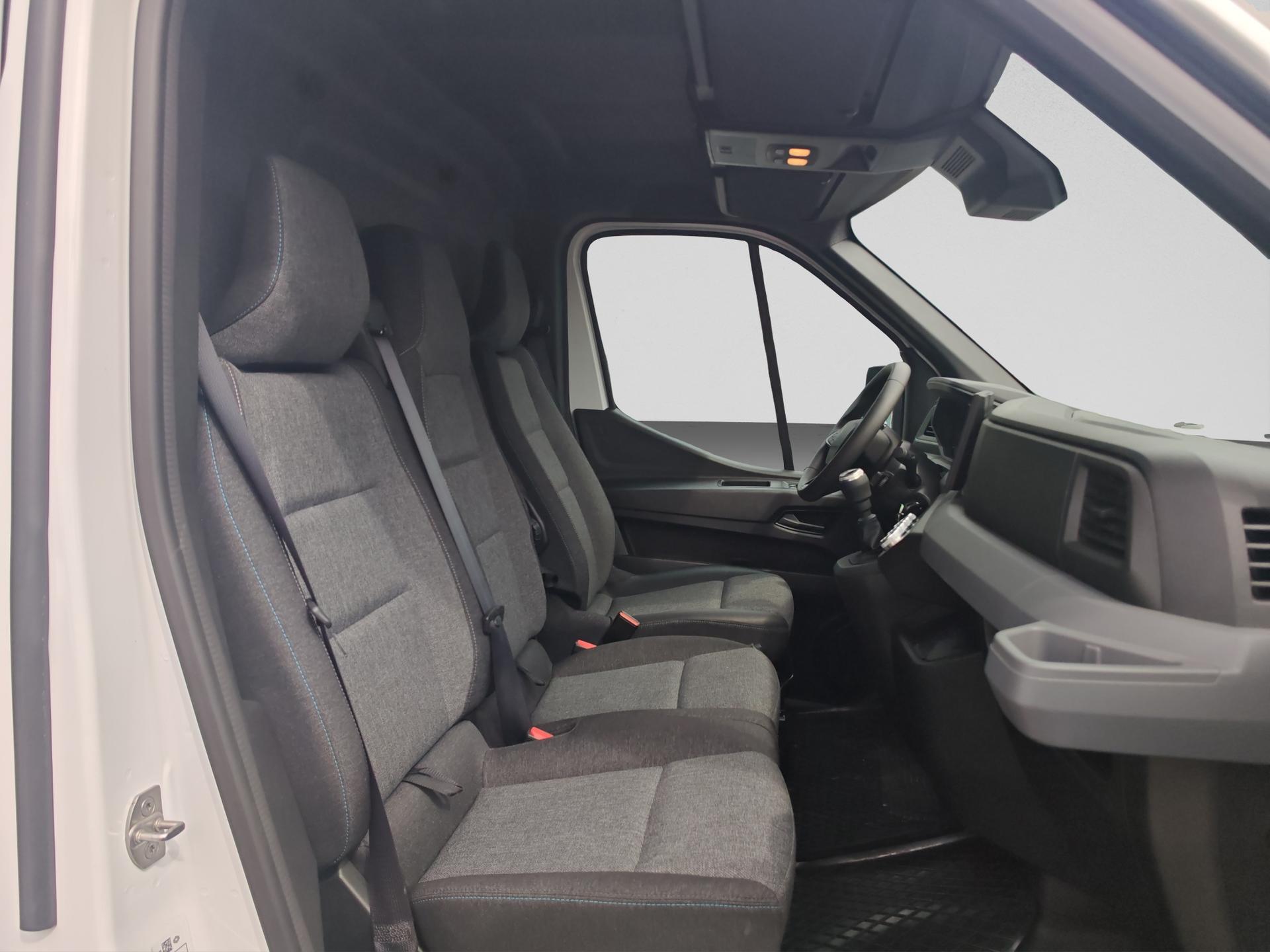RENAULT Master T35 2.0 Blue dCi 130 L3H2 Extra-image-15