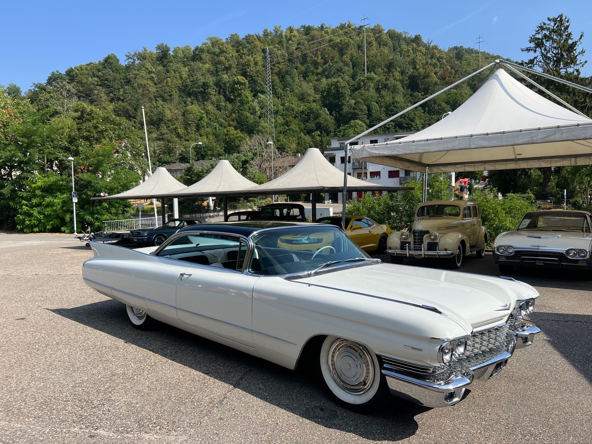 CADILLAC Series 60 Special