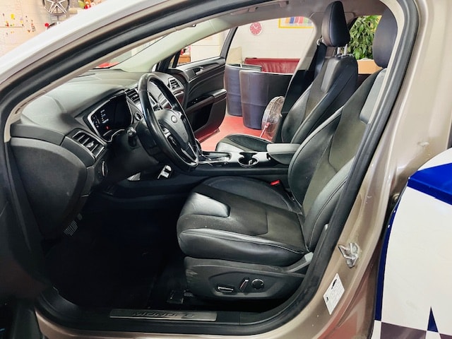 FORD Mondeo 2.0 HEV Trend eCVT-image-11