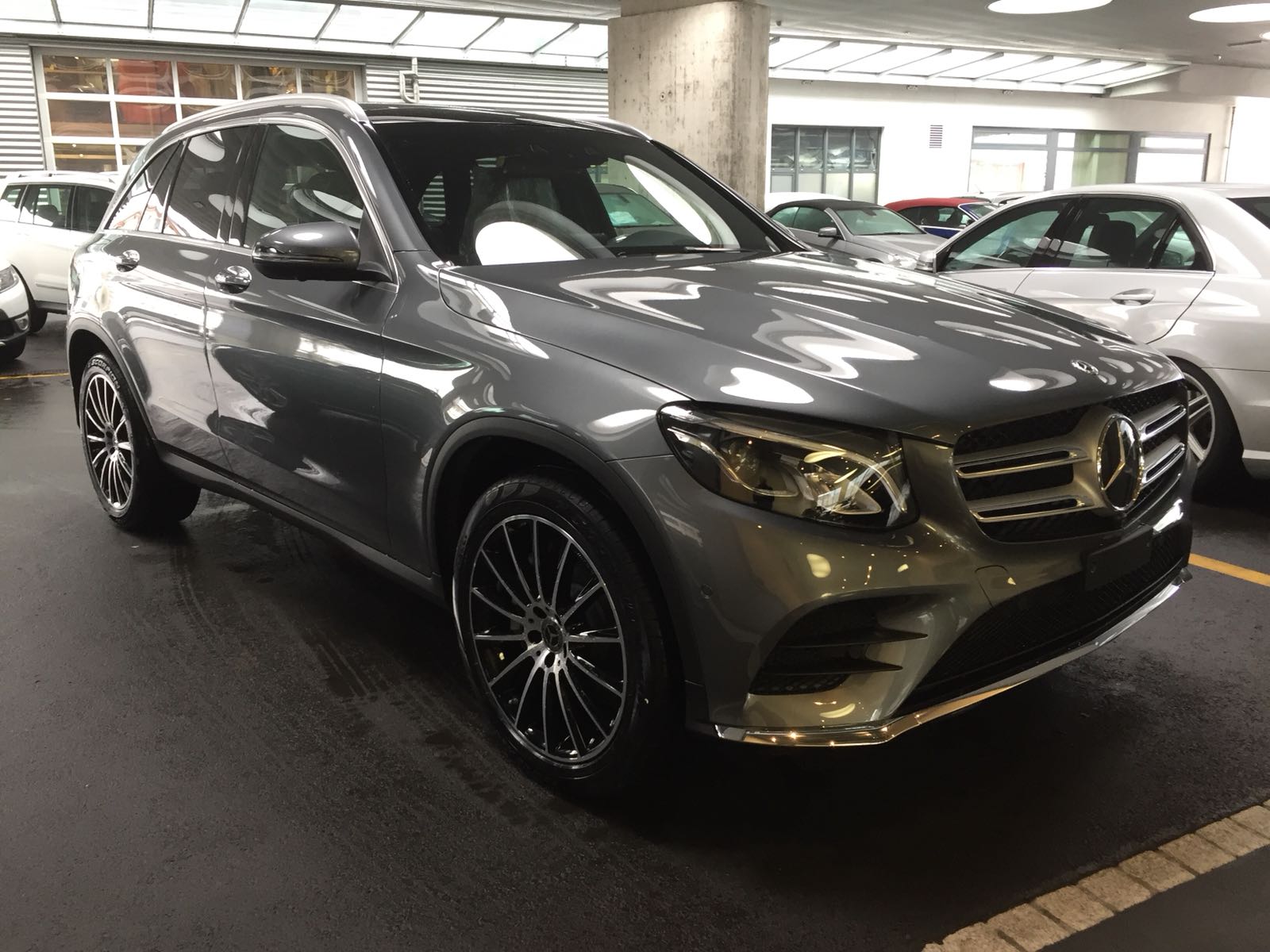 MERCEDES-BENZ GLC 250 d AMG Line 4m