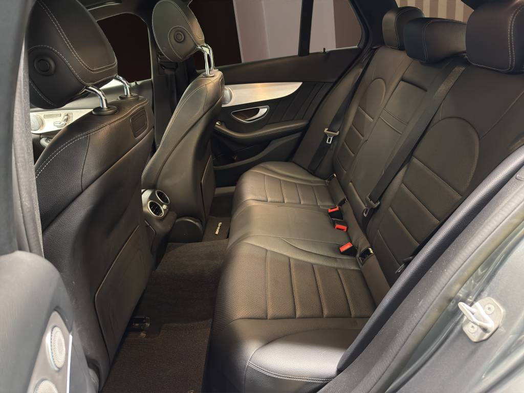 MERCEDES-BENZ C 180 AMG Line 9G-Tronic-image-8