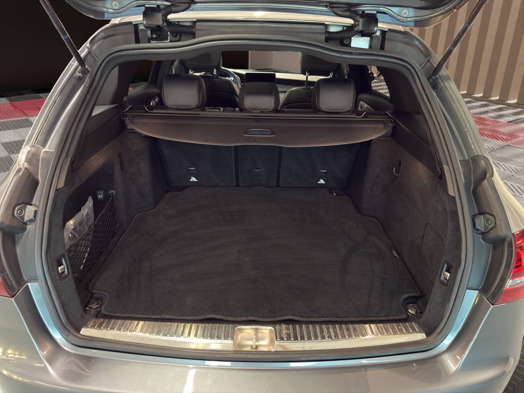 MERCEDES-BENZ C 180 AMG Line 9G-Tronic-image-9