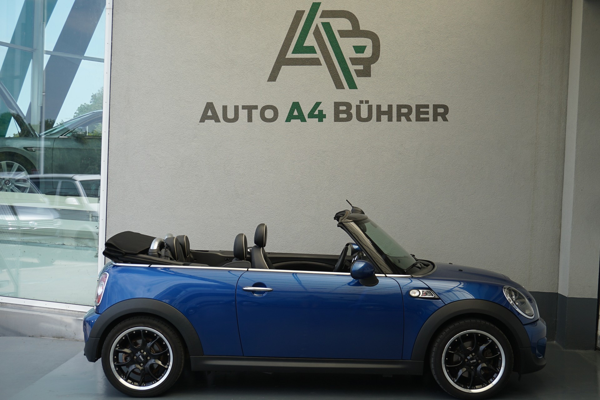 MINI Cooper 2,0 SD 142PS Cabriolet Automat-image-7
