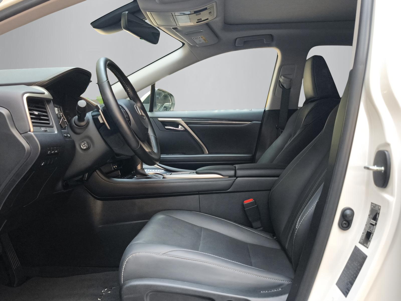 LEXUS RX 450h X-showroom-element-3