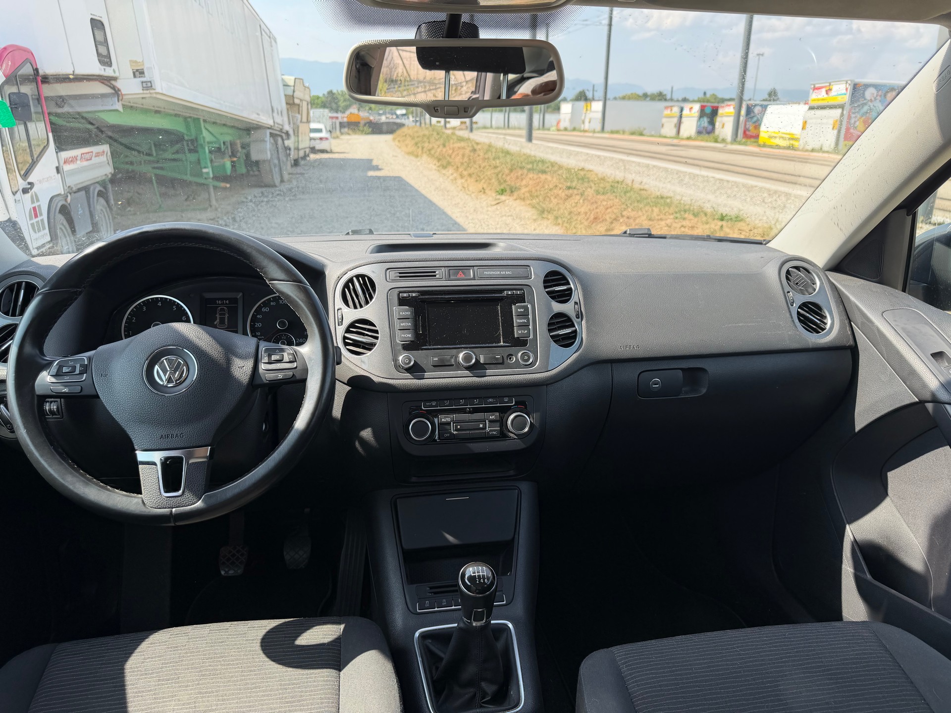 VW Tiguan 1.4 TSI BlueMotion Trend&Fun 4x2-image-13