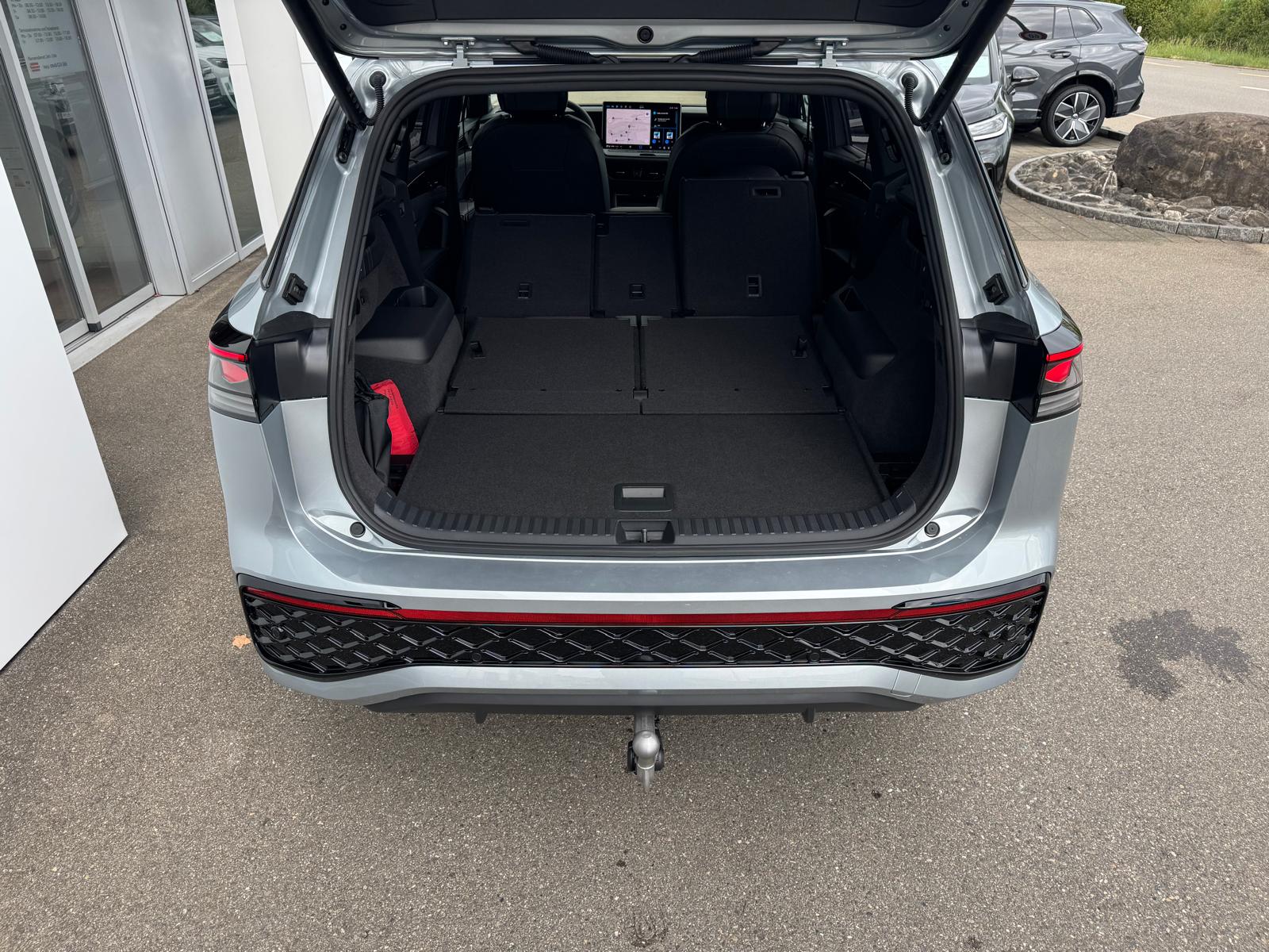 VW Tayron 2.0 TSI R-Line Plus DSG 4Motion-image-5