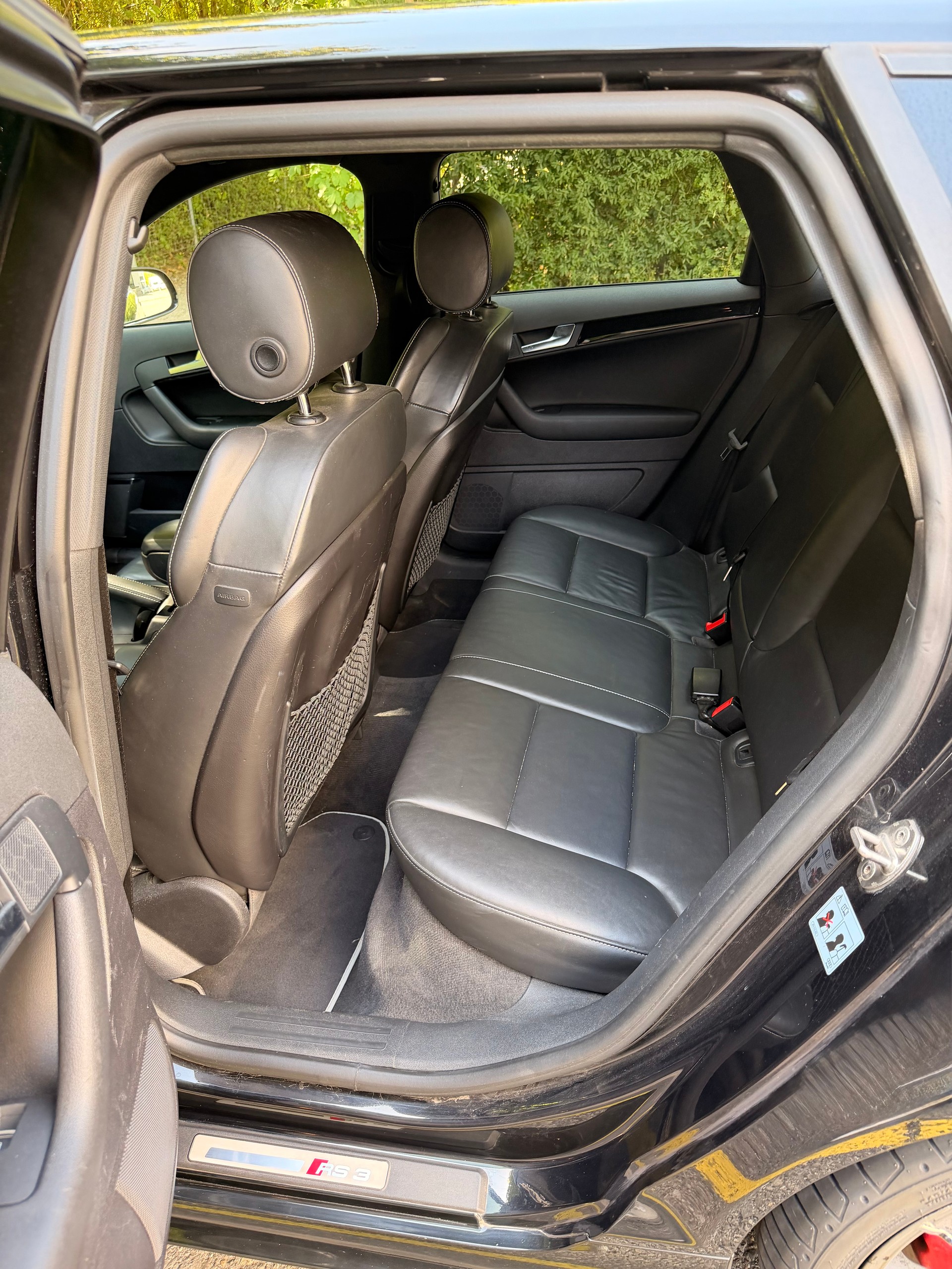 AUDI RS3 Sportback 2.5 TFSI quattro S-tronic-image-11