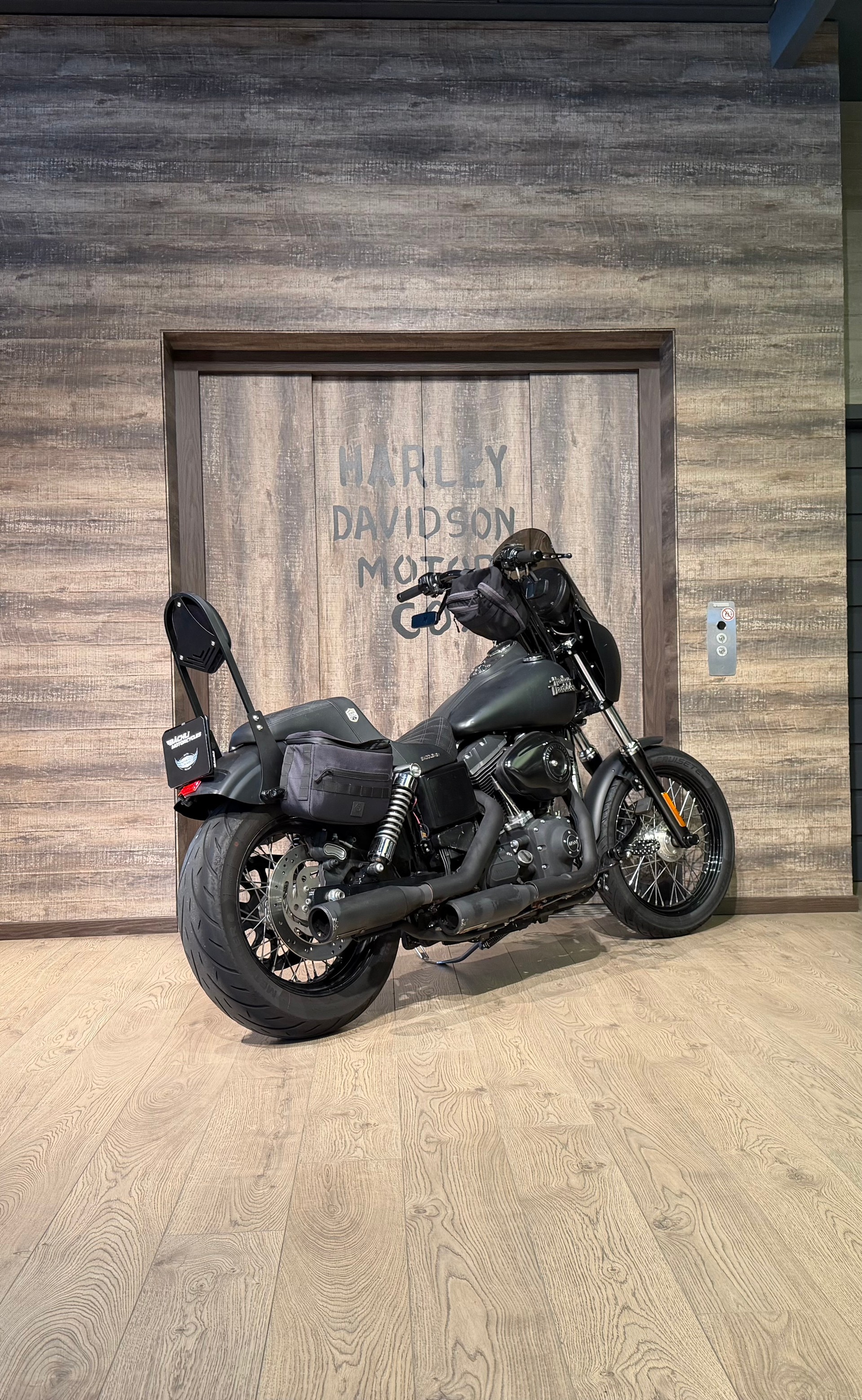 HARLEY-DAVIDSON FXDB Dyna Street Bob 103 ABS-image-5