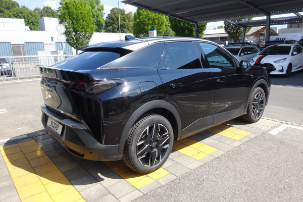 PEUGEOT 3008 145 e-DCS GT-image-6