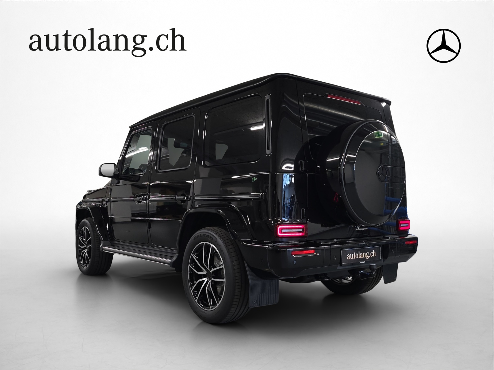 MERCEDES-BENZ G 450 d AMG Line-showroom-element-3