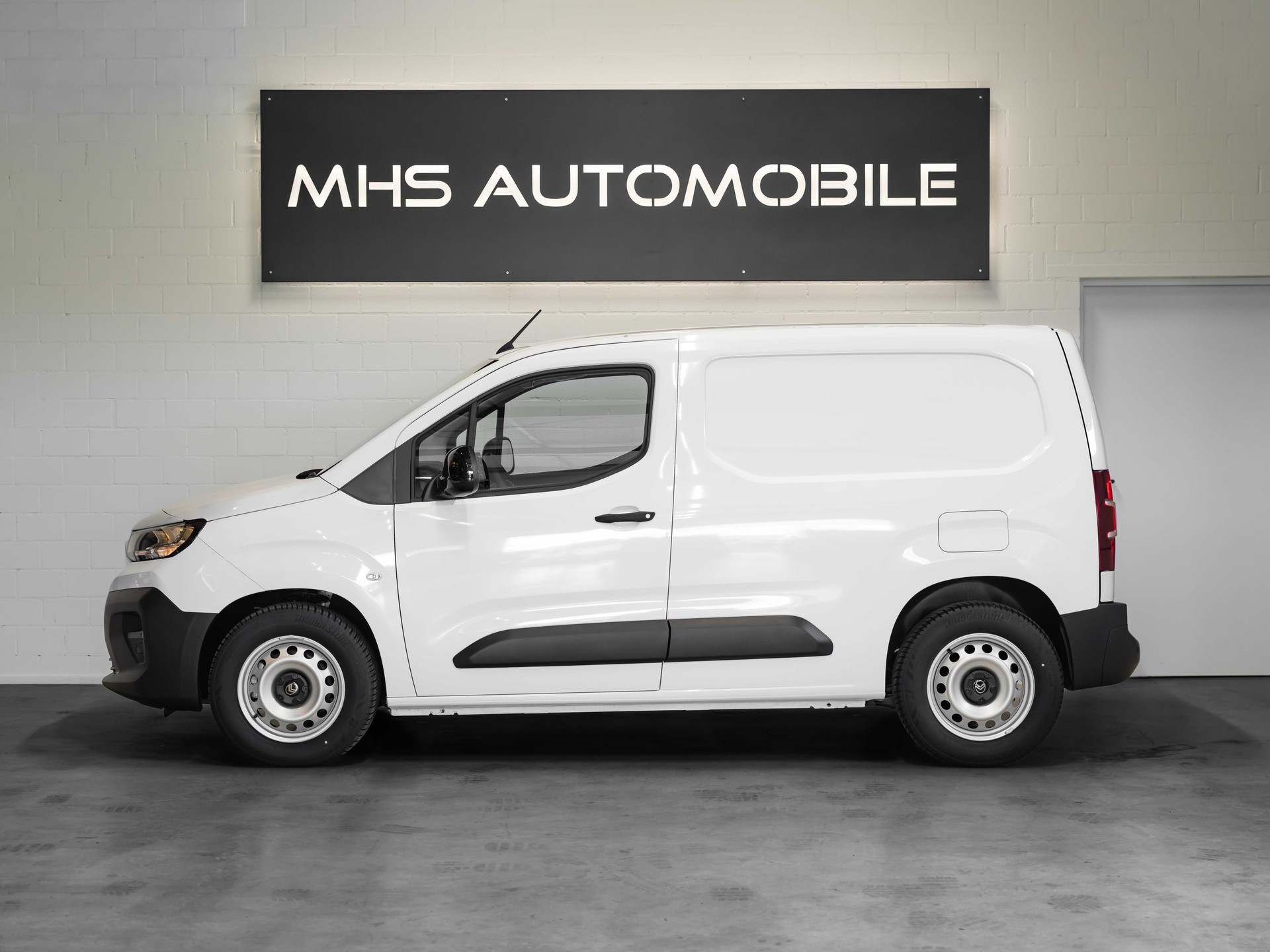 CITROEN e-Berlingo Van M - 8 Jahre oder 200'000km Garantie-showroom-element-1
