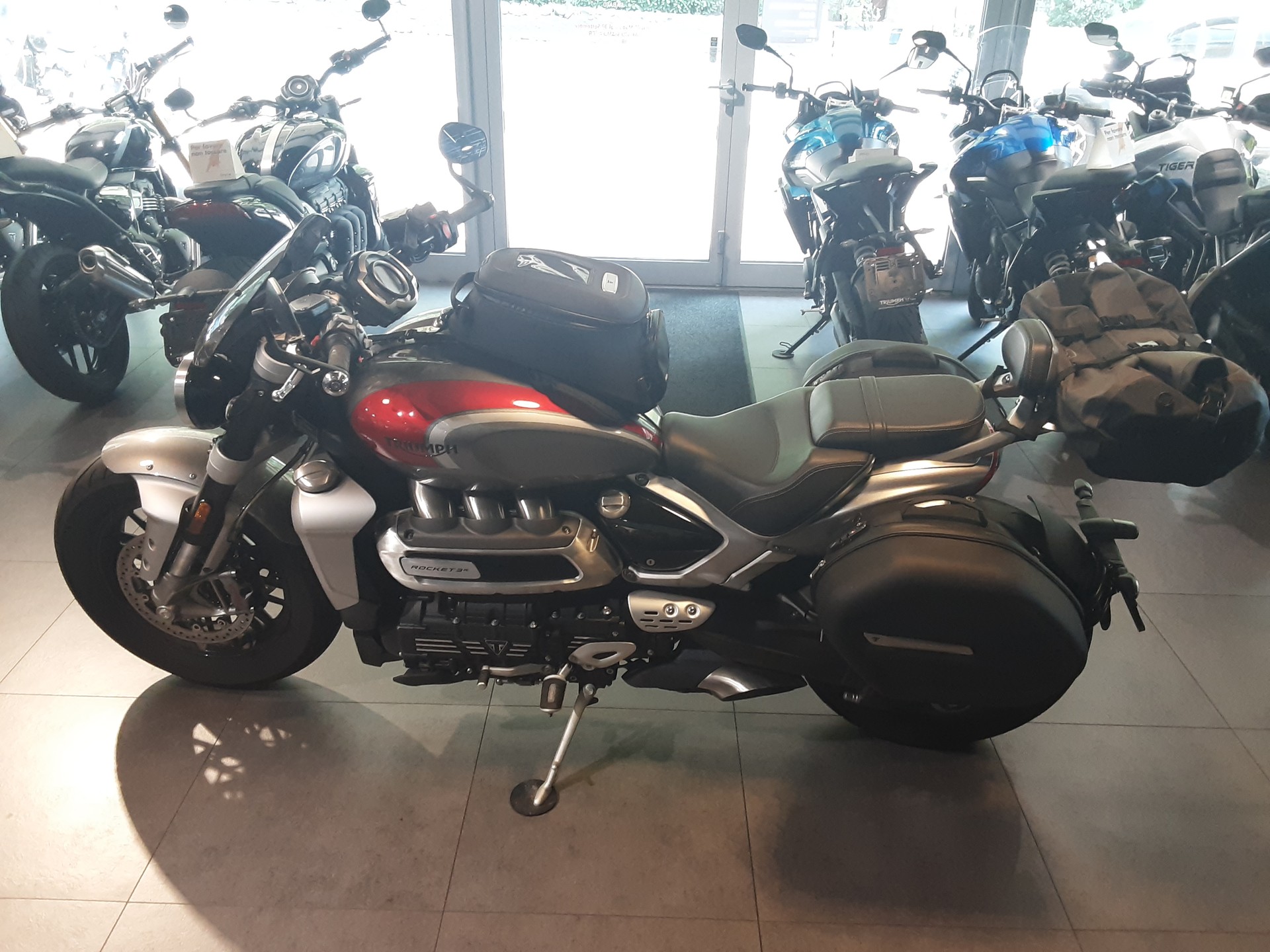 TRIUMPH Rocket 3 R-image-1