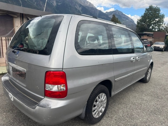 KIA Carnival 2.9 CRDi Family-image-9