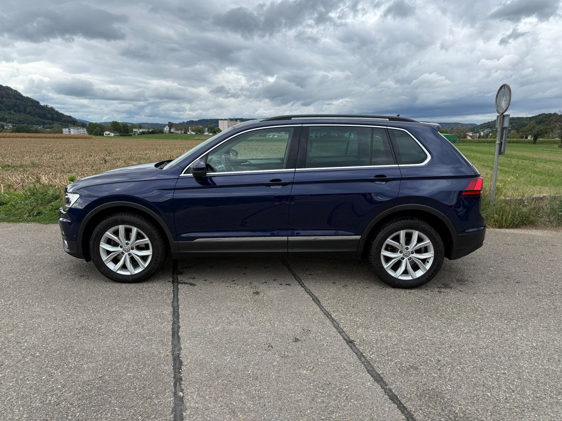 VW Tiguan 2.0 TDI SCR Comfortline 4Motion DSG-image-1