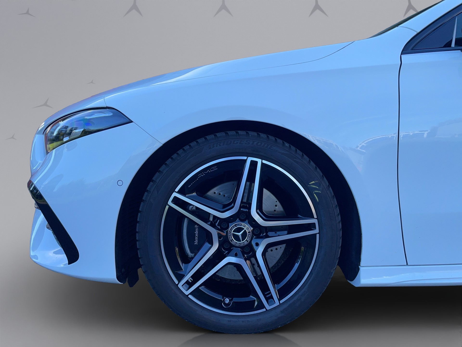 MERCEDES-BENZ A 220 AMG Line 4Matic-showroom-element-2