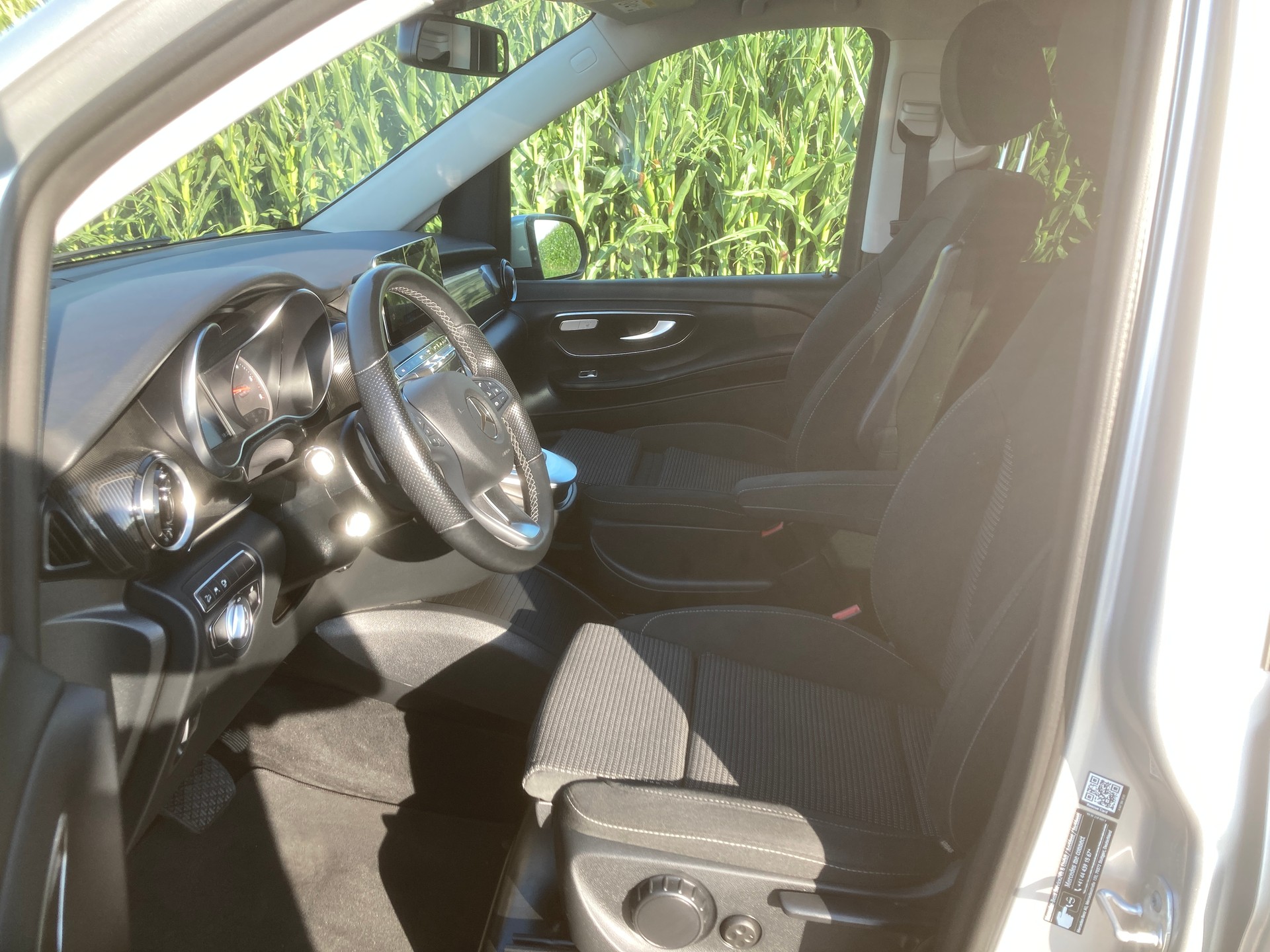 MERCEDES-BENZ V 220 d lang 4Matic 9G-Tronic-image-8