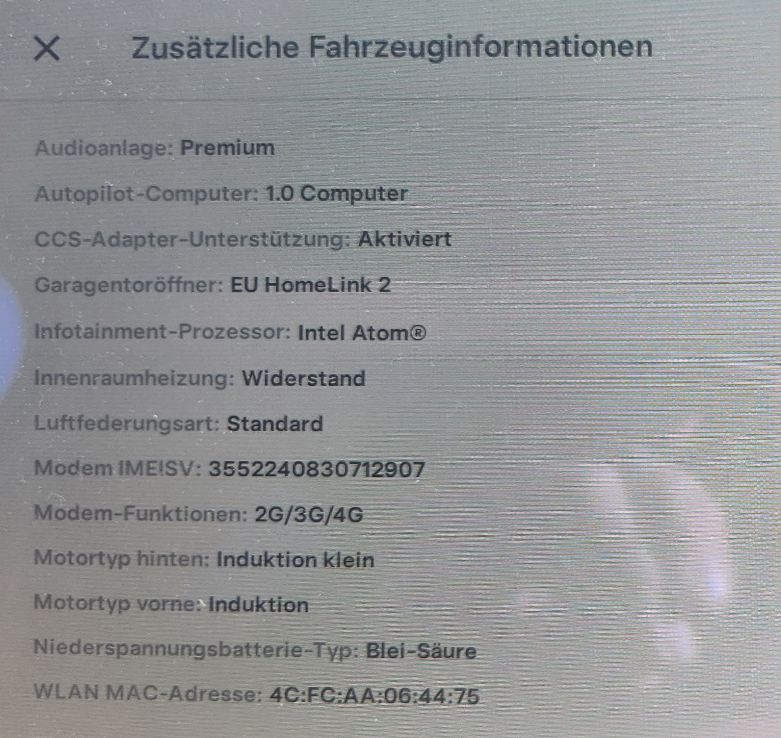 TESLA Model X 90 D / Allrad / 6 Plätze / Premium Konnektivität / Top Zustand / 8fach bereift / CSS Adapter-image-4