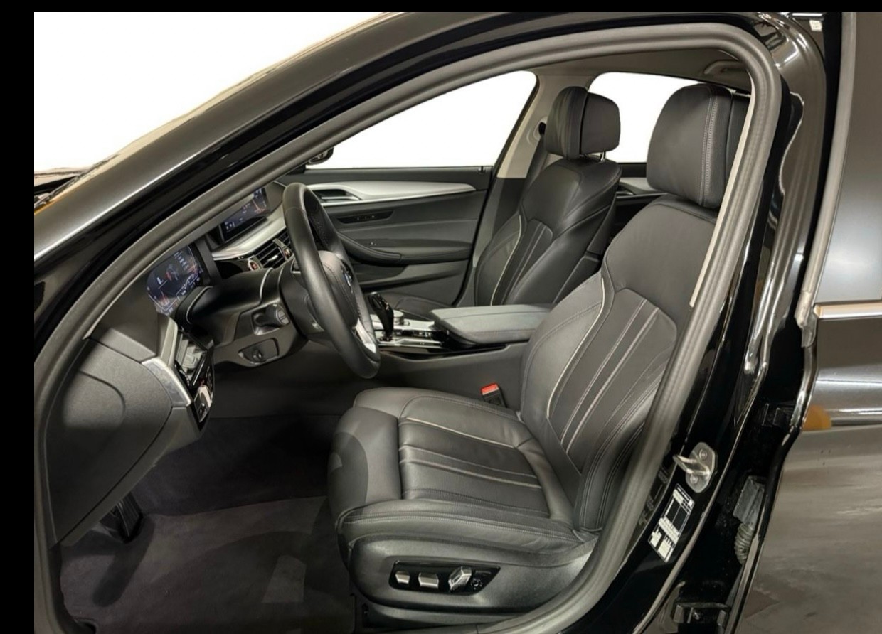 BMW 520d xDrive 48V Touring Luxury Steptronic-image-9