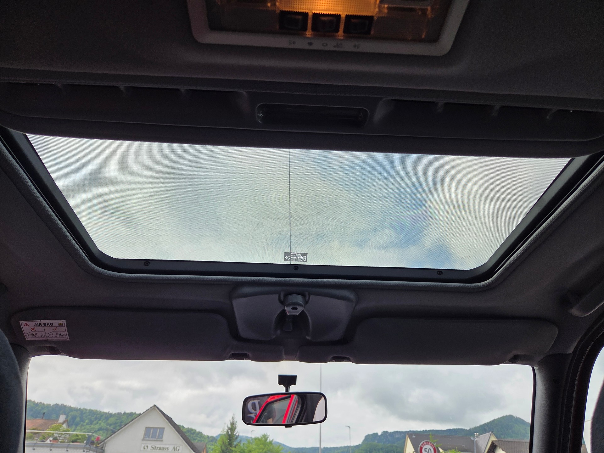 FORD Escort 1.8i 16V Ghia-image-19