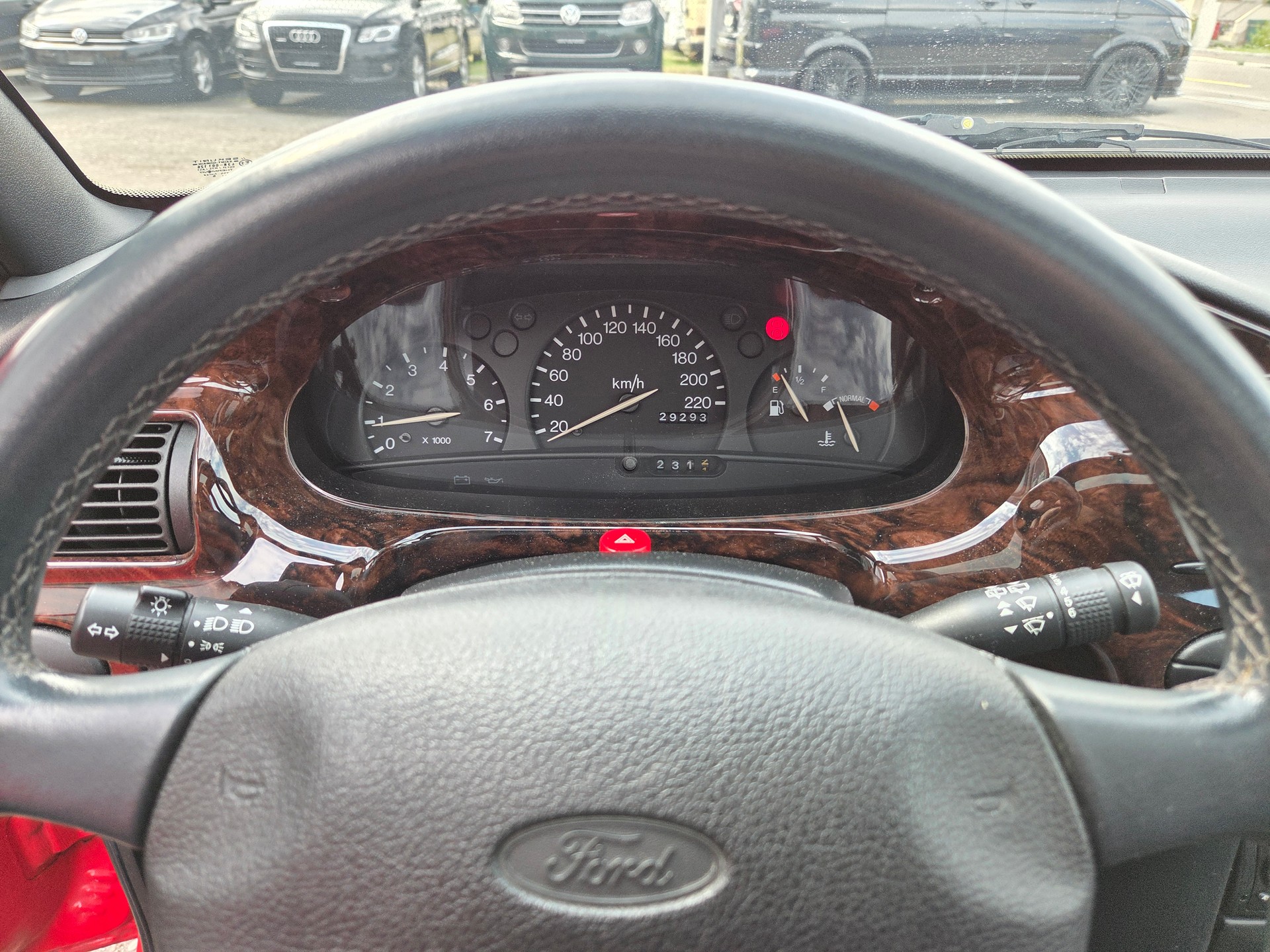 FORD Escort 1.8i 16V Ghia-image-16