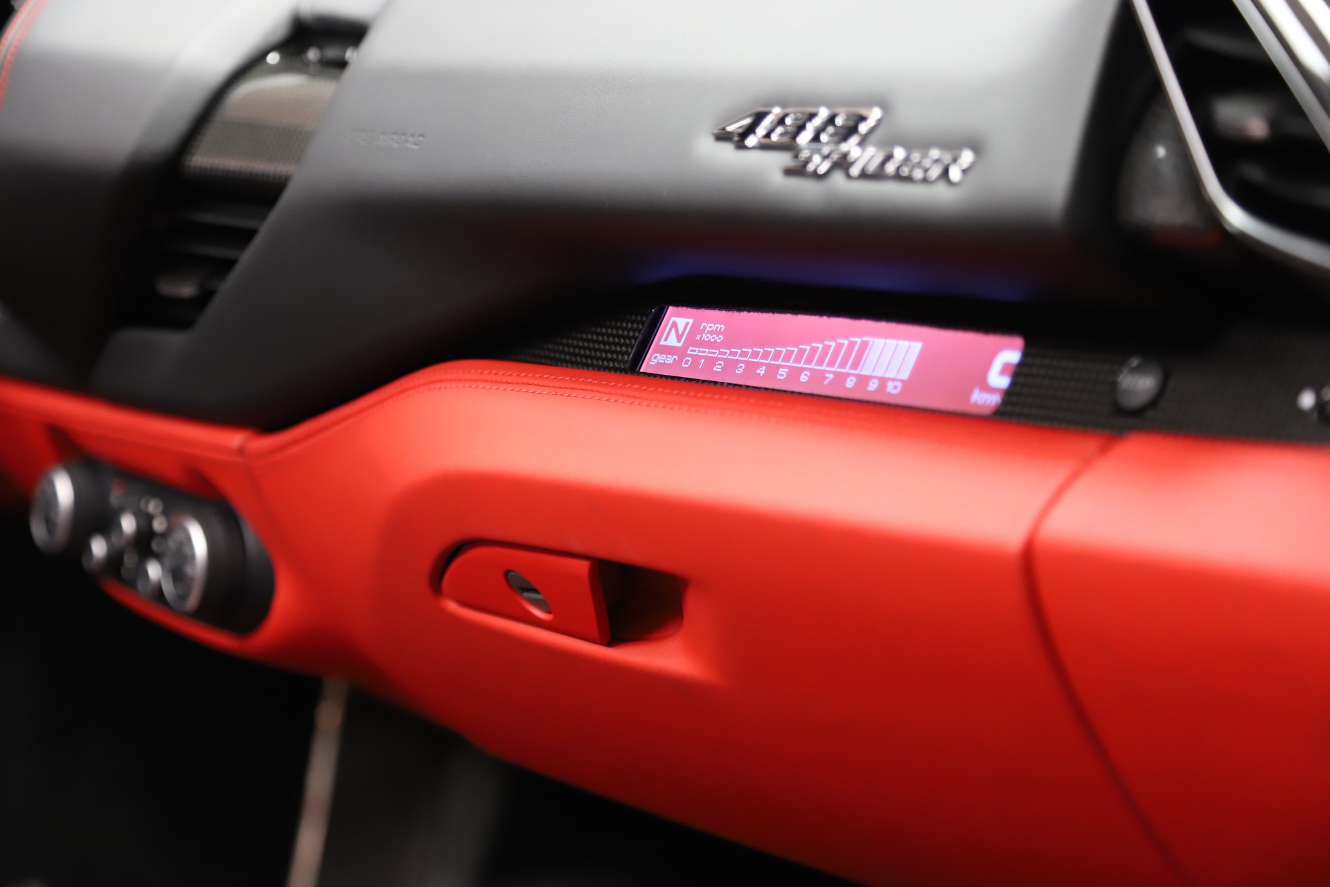 FERRARI 488 Spider 3.9 V8-image-9