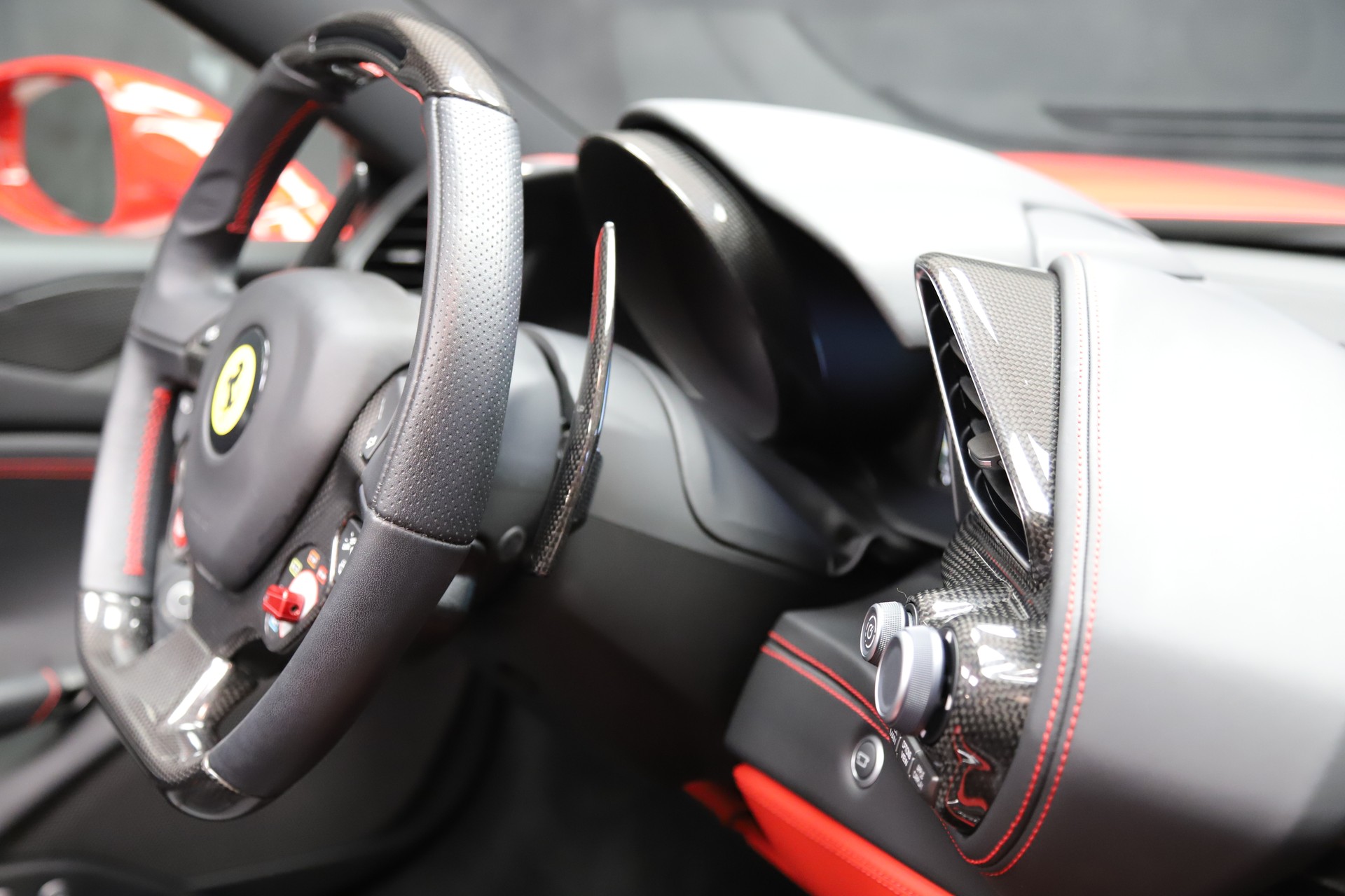 FERRARI 488 Spider 3.9 V8-image-11