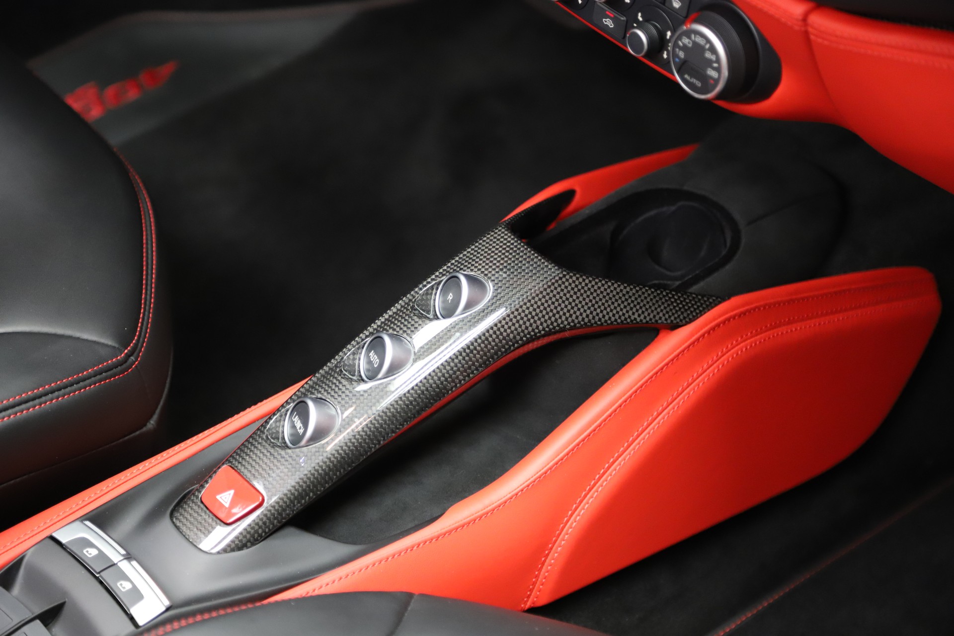 FERRARI 488 Spider 3.9 V8-image-10