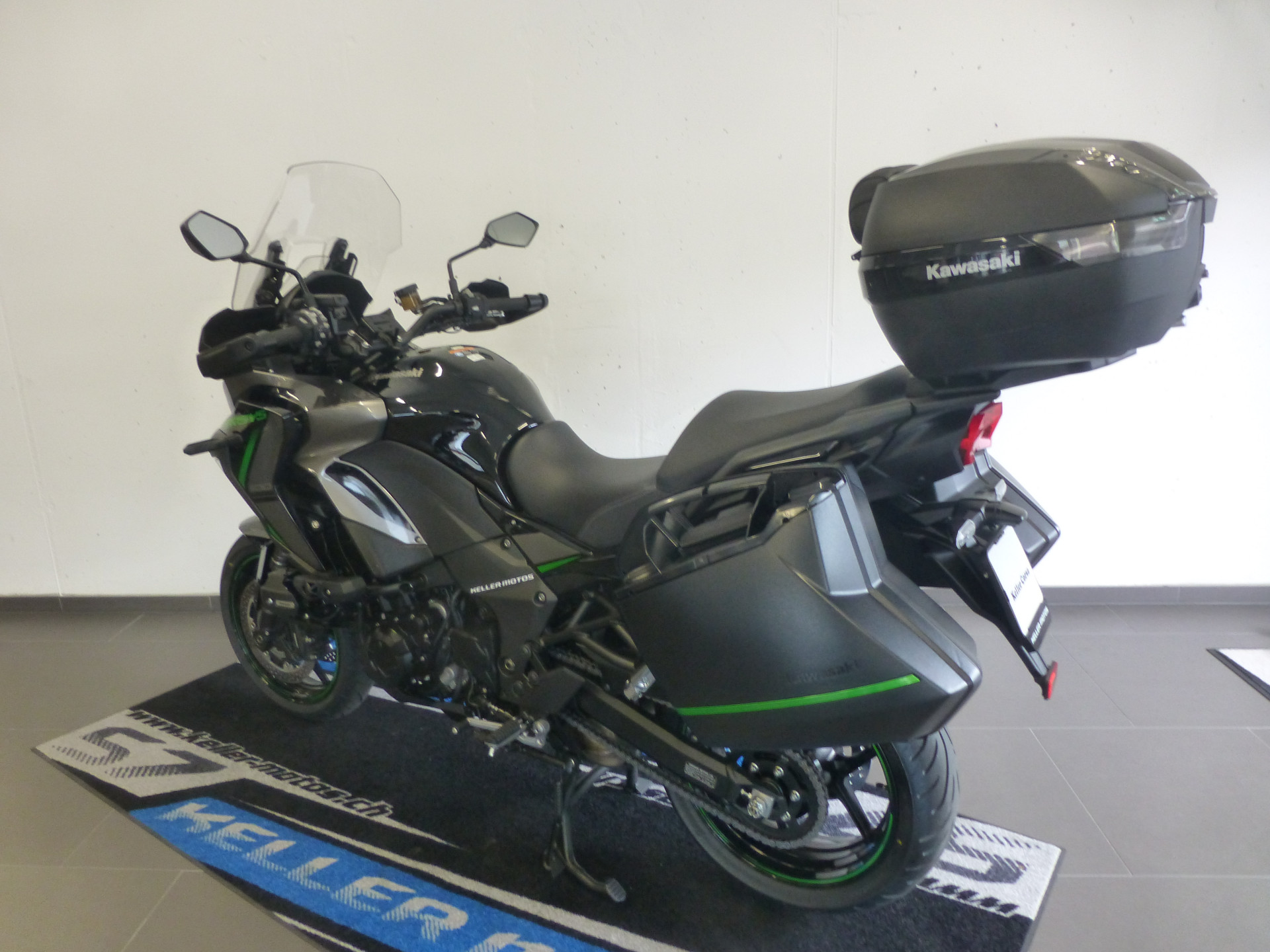 KAWASAKI Versys 1100 SE Grand Tourer-image-3