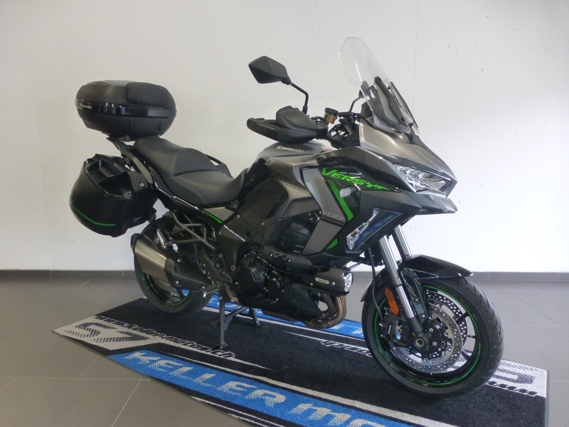 KAWASAKI Versys 1100 SE Grand Tourer-image-2