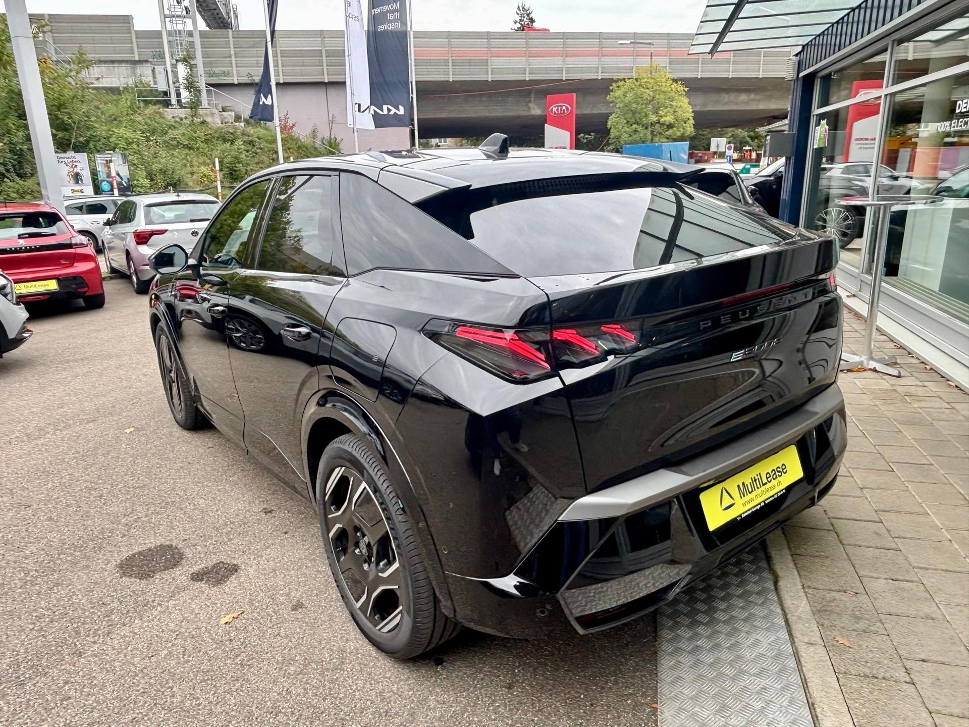 PEUGEOT 3008 e-GT-image-5