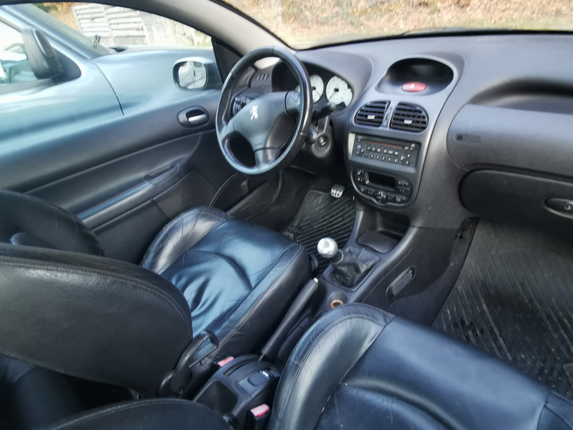 PEUGEOT 206 CC 2.0 16V-image-4
