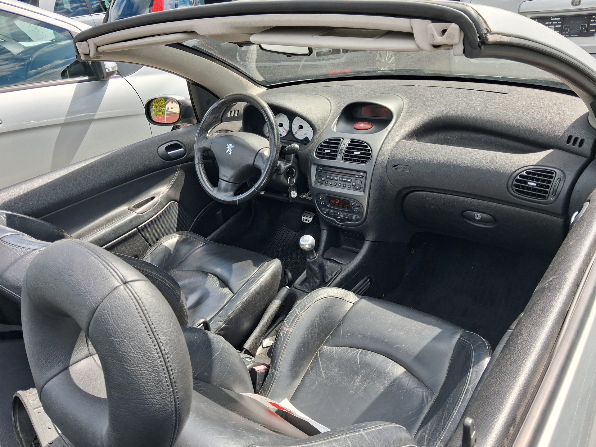 PEUGEOT 206 CC 2.0 16V-image-12