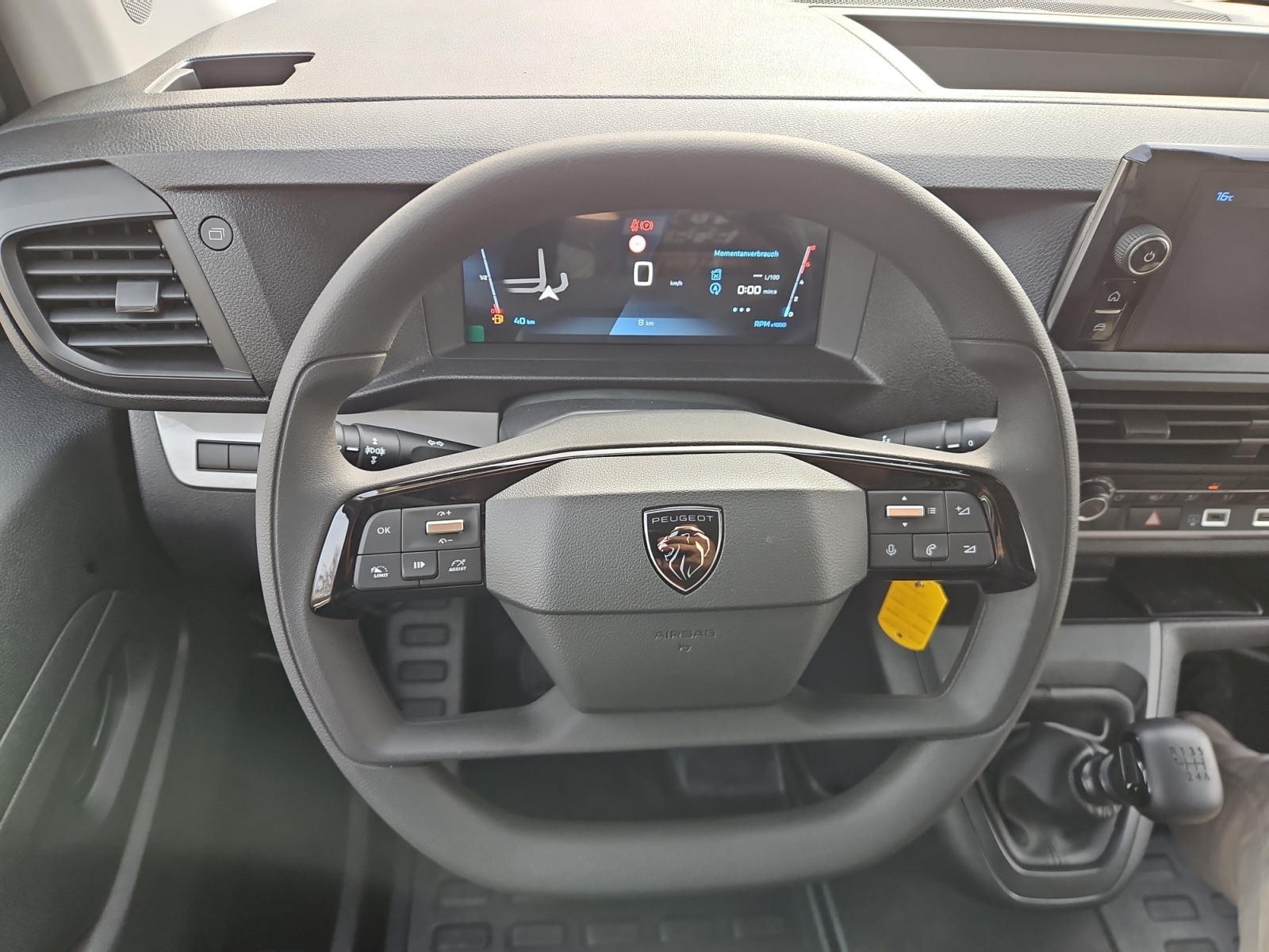 PEUGEOT Expert 1.5 BlueHDi 120 S&S Vertiefte Kabine Standard-image-13