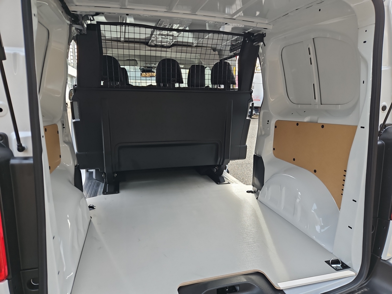 PEUGEOT Expert 1.5 BlueHDi 120 S&S Vertiefte Kabine Standard-image-6