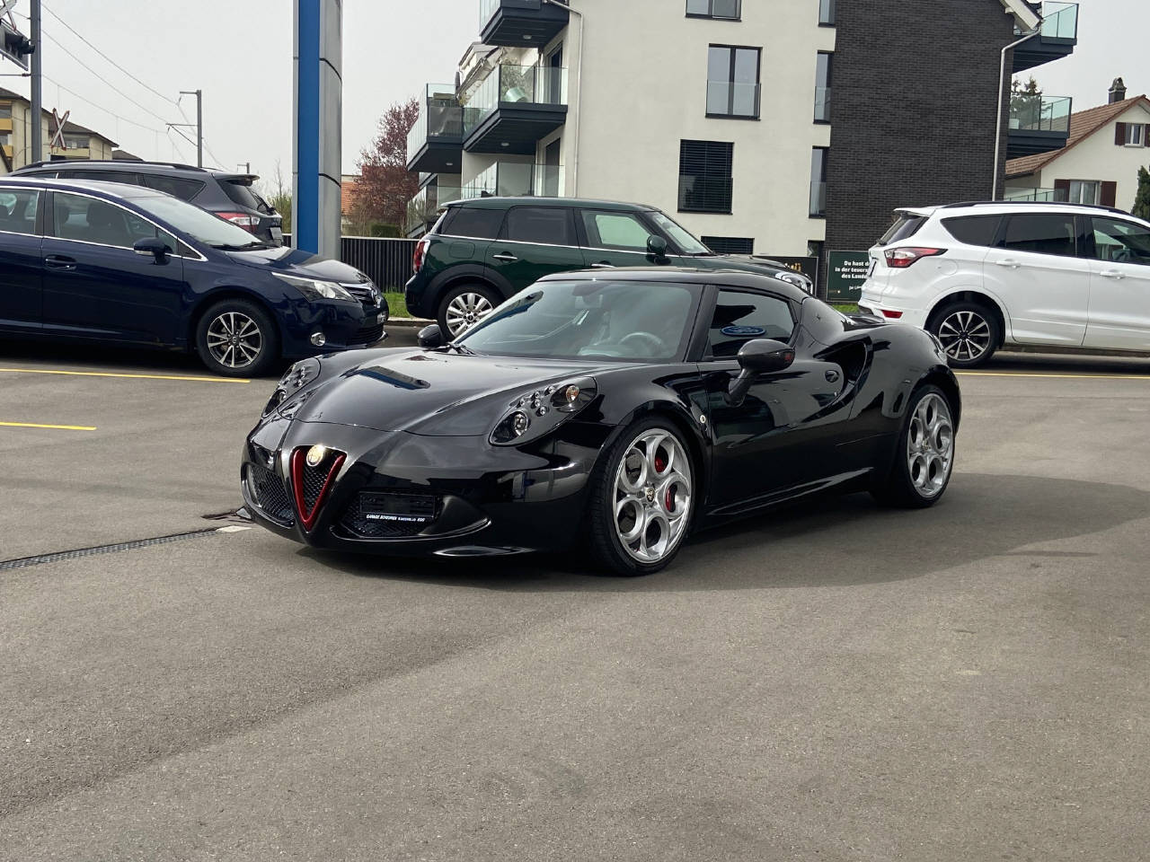 ALFA ROMEO 4C 1750 TBi-image-2