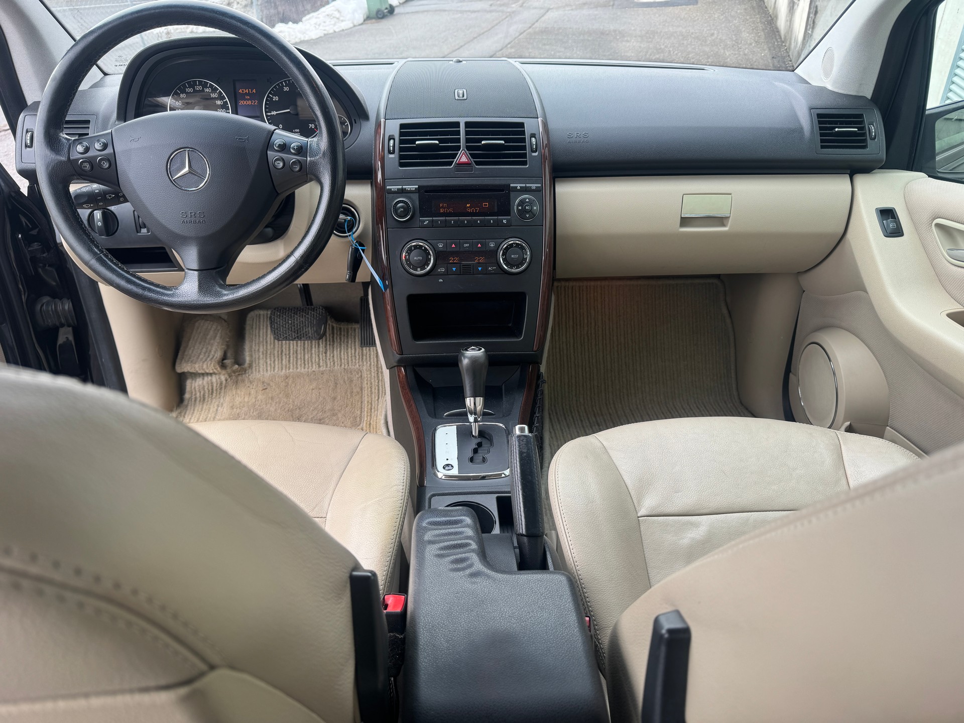 MERCEDES-BENZ A 150 Avantgarde-image-4