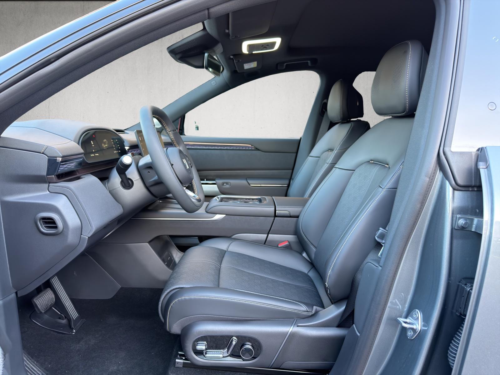 ZEEKR 7X Privilege AWD-image-7