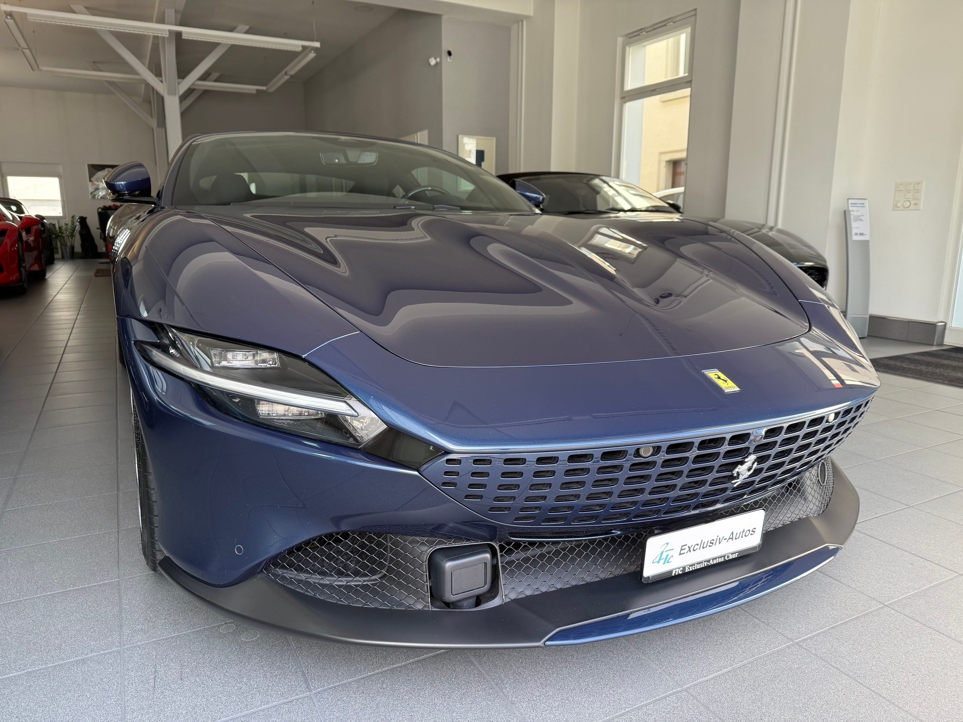FERRARI Roma 3.9 V8 T-image-1