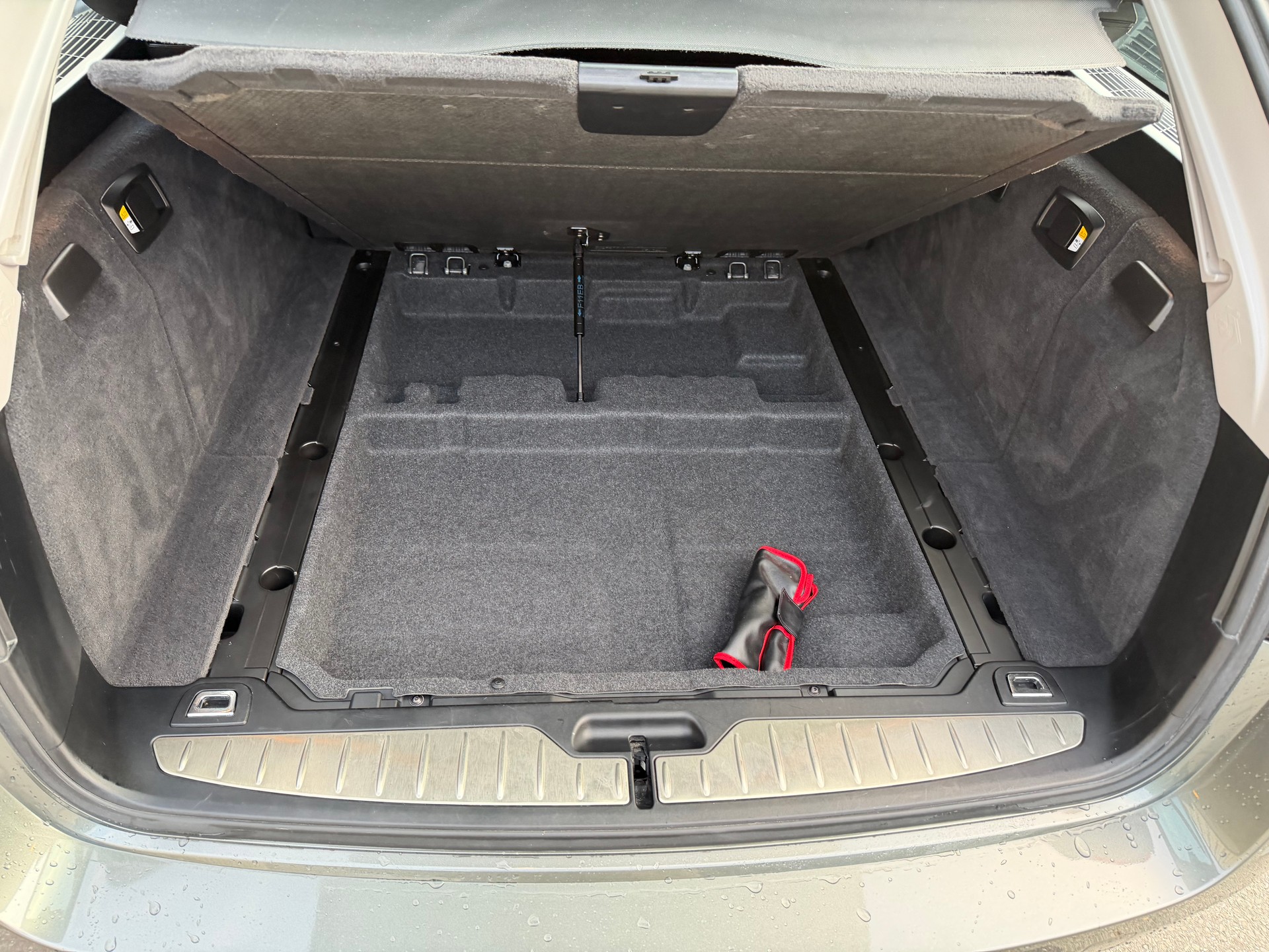 BMW 528i Touring xDrive Luxury Line Steptronic-image-42