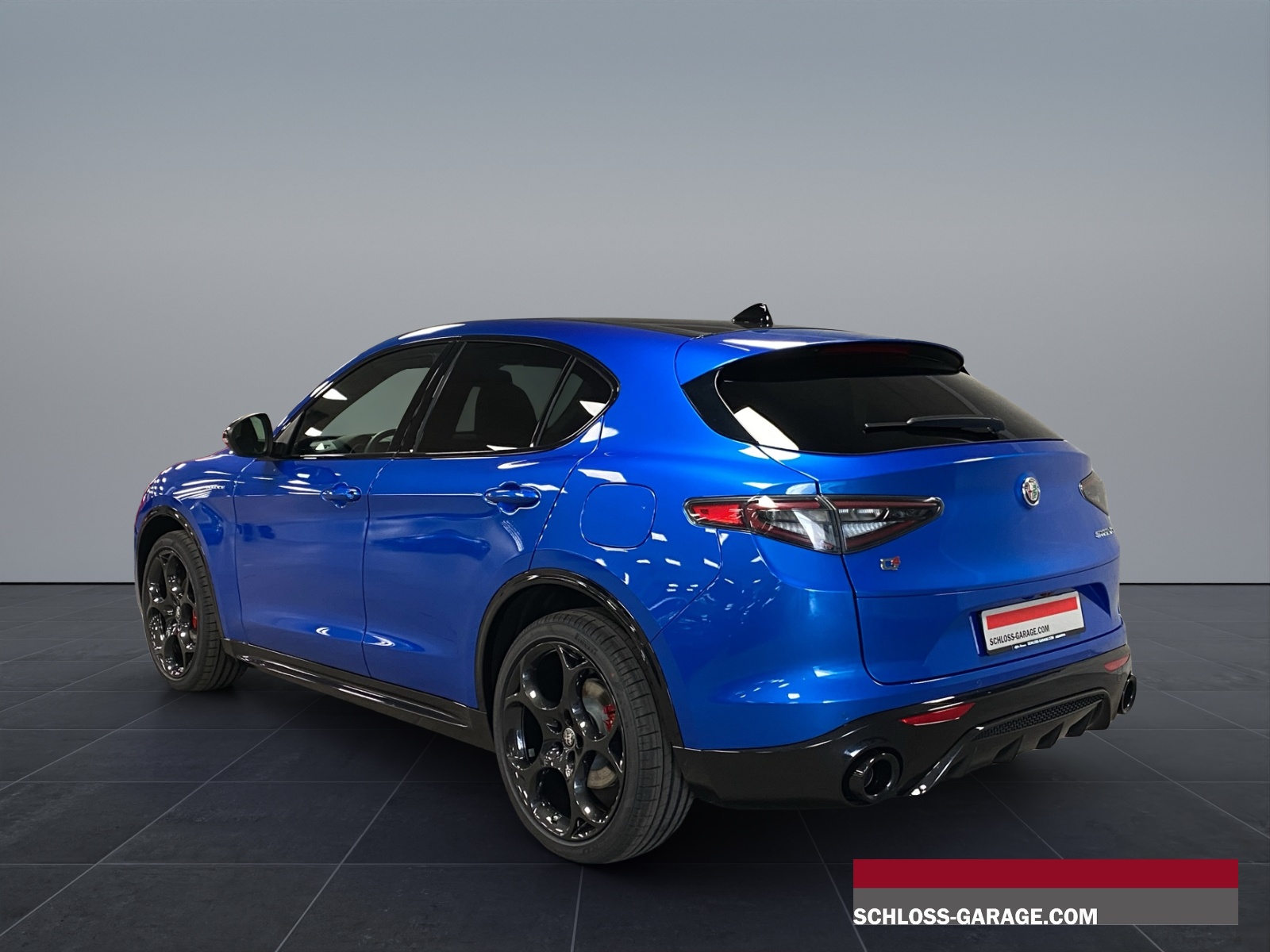 ALFA ROMEO STELVIO 2.0 Q4 280 Veloce P-showroom-element-3