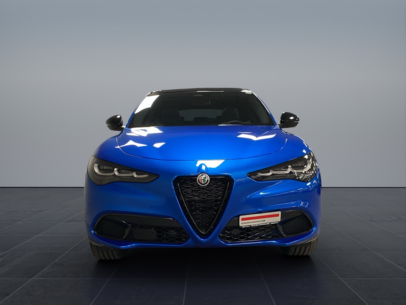 ALFA ROMEO STELVIO 2.0 Q4 280 Veloce P-showroom-element-1