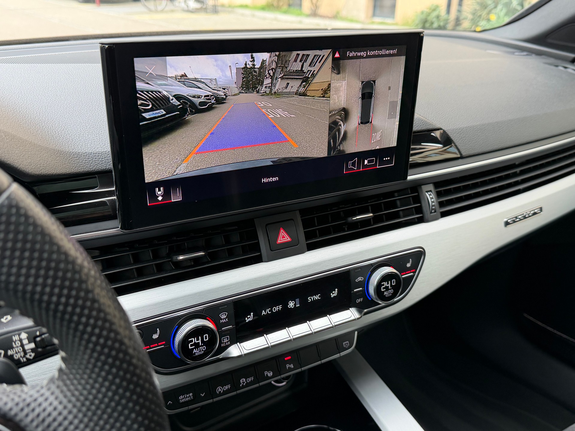 AUDI S4 Avant 3.0 V6 TDI quattro tiptronic-image-19
