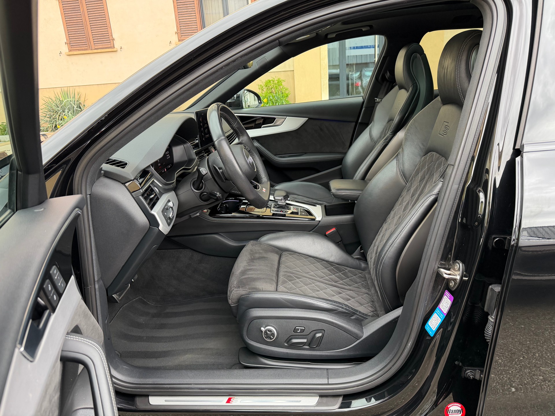 AUDI S4 Avant 3.0 V6 TDI quattro tiptronic-image-8