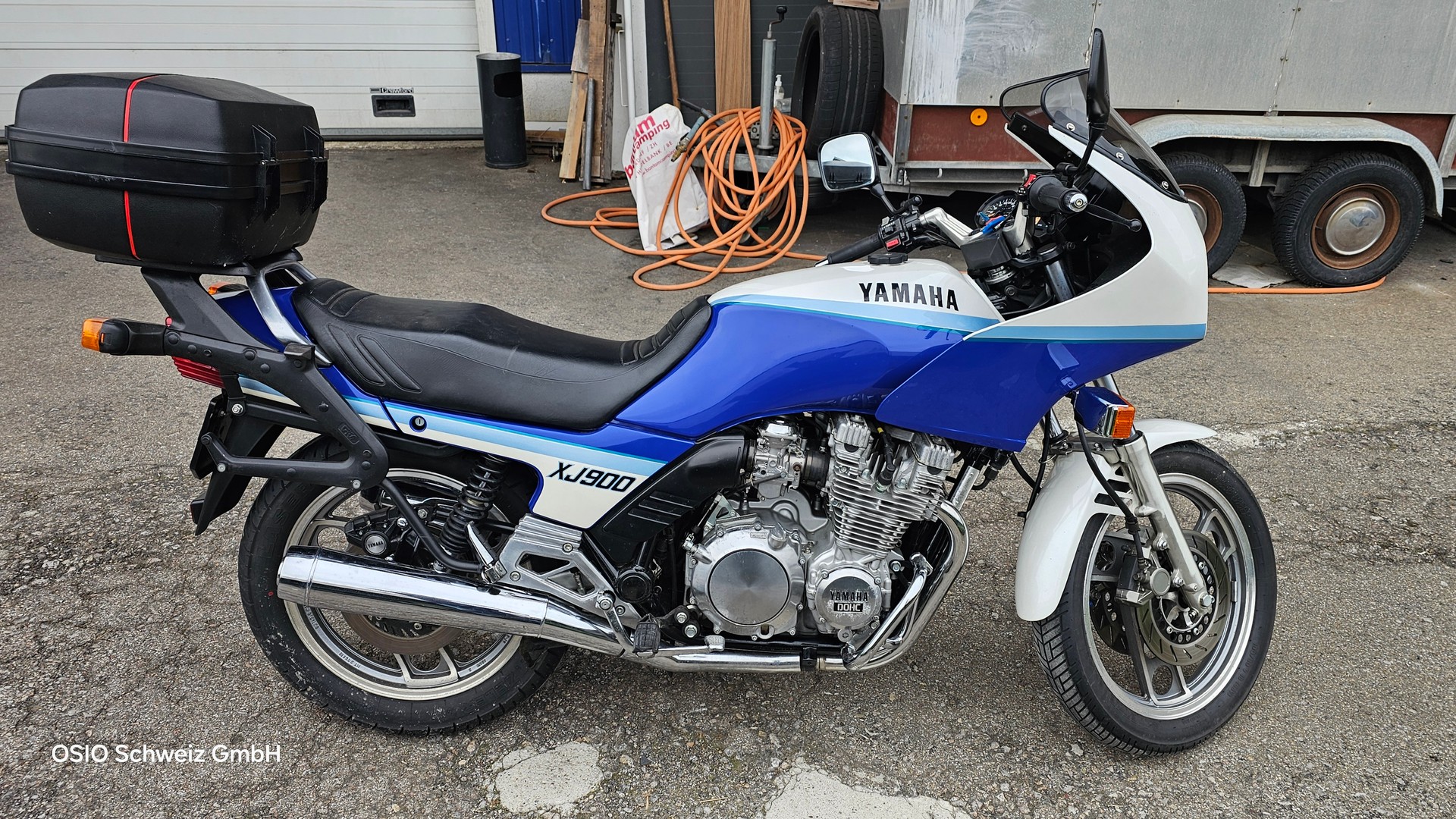 YAMAHA XJ 900 F-image-1