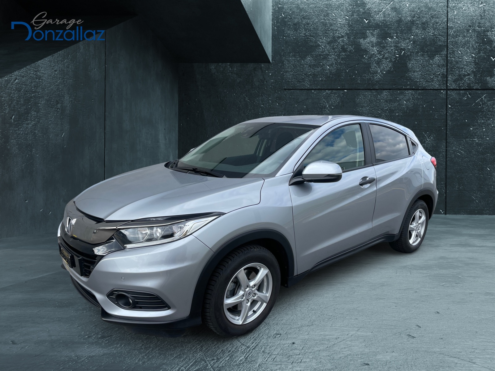 HONDA HR-V 1.5i-VTEC Executive CVT (3)