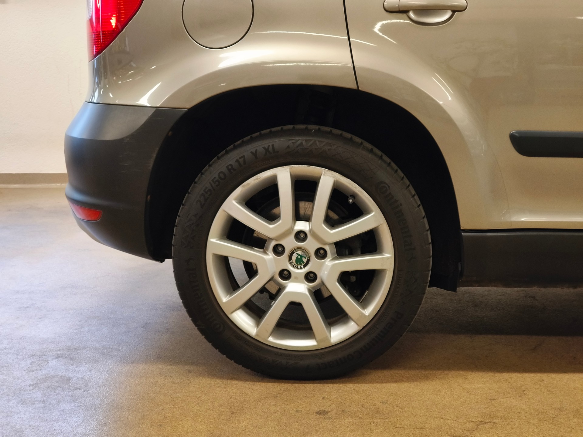 SKODA Yeti 2.0 TDI Experience 4x4 DSG-image-10