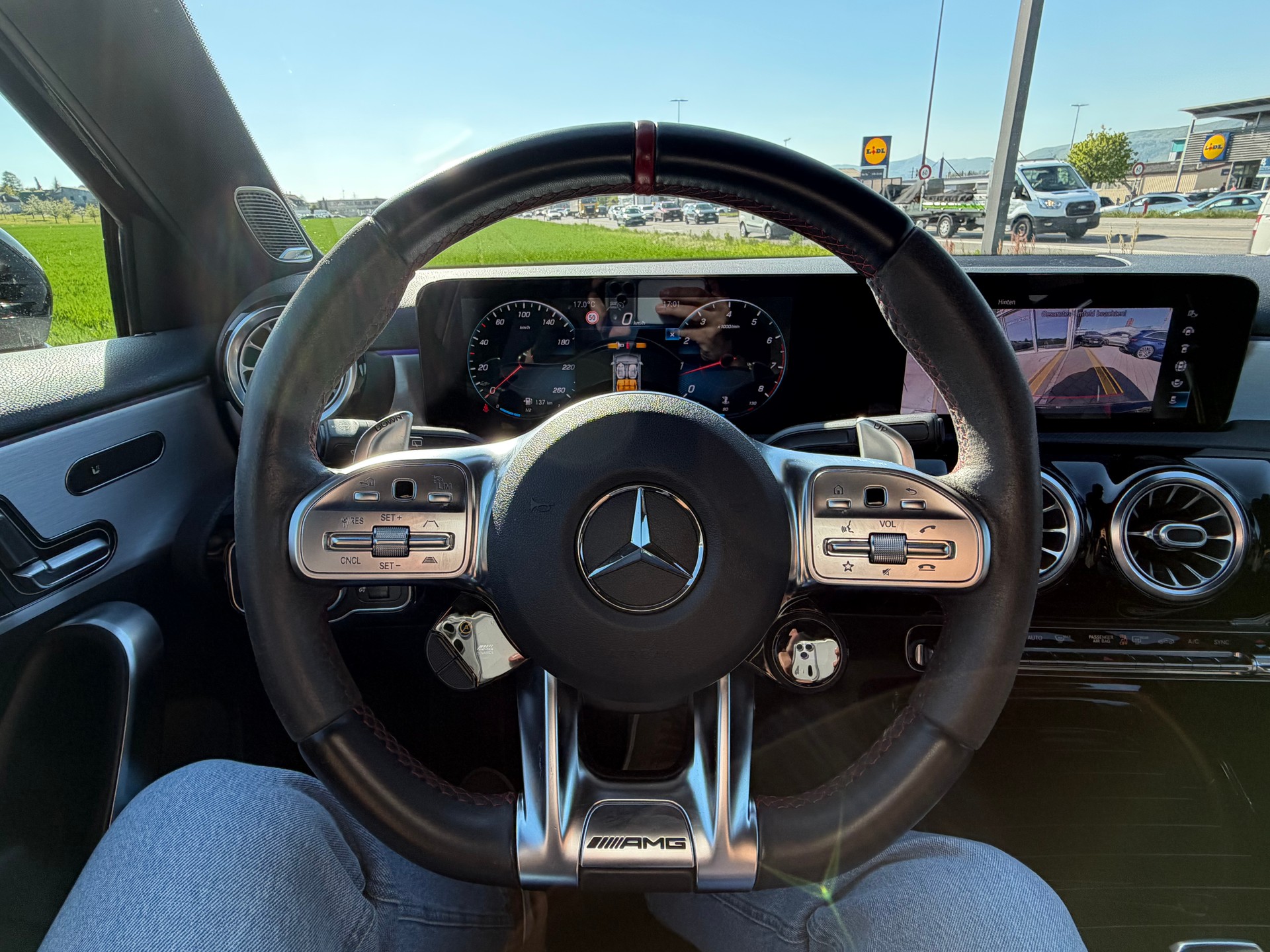 MERCEDES-BENZ A 45 S AMG 4Matic+ Speedshift-image-16
